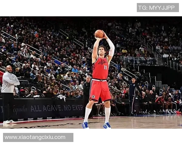 布鲁克洛佩斯：从NBA巨星到篮球战术大师的华丽转身