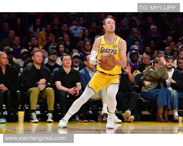 杰伦威廉姆斯如何在NBA赛场上展现出色的篮球天赋与潜力