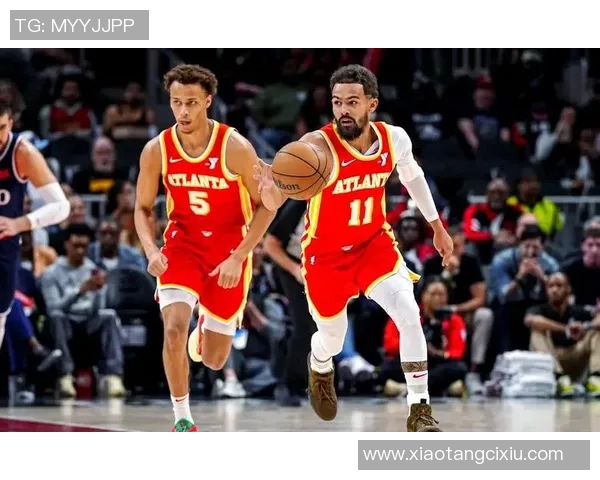 特雷杨带领亚特兰大老鹰队迎战新赛季挑战展现超凡球技与领袖魅力 特雷杨带领亚特兰大老鹰队迎战新赛季挑战展现超凡球技与领袖魅力