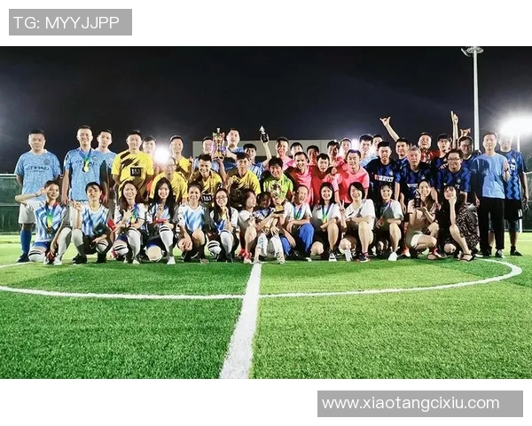 皇马迎战梅西亚期待强强对话球迷热情高涨助力球队争胜 皇马迎战梅西亚期待强强对话球迷热情高涨助力球队争胜